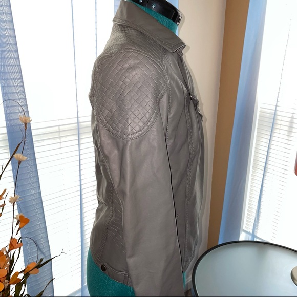 Forever 21 | Womens Gray Moto Faux Leatherette Jacket - Picture 3 of 6